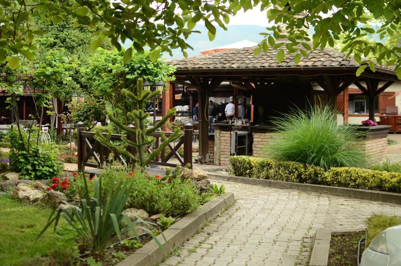 Konak Nestor Bungalows Skopie Exterior foto